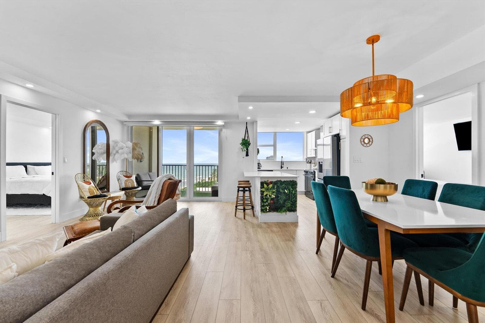 1237 HILLSBORO MILE # 604, Hillsboro Beach, FL 33062