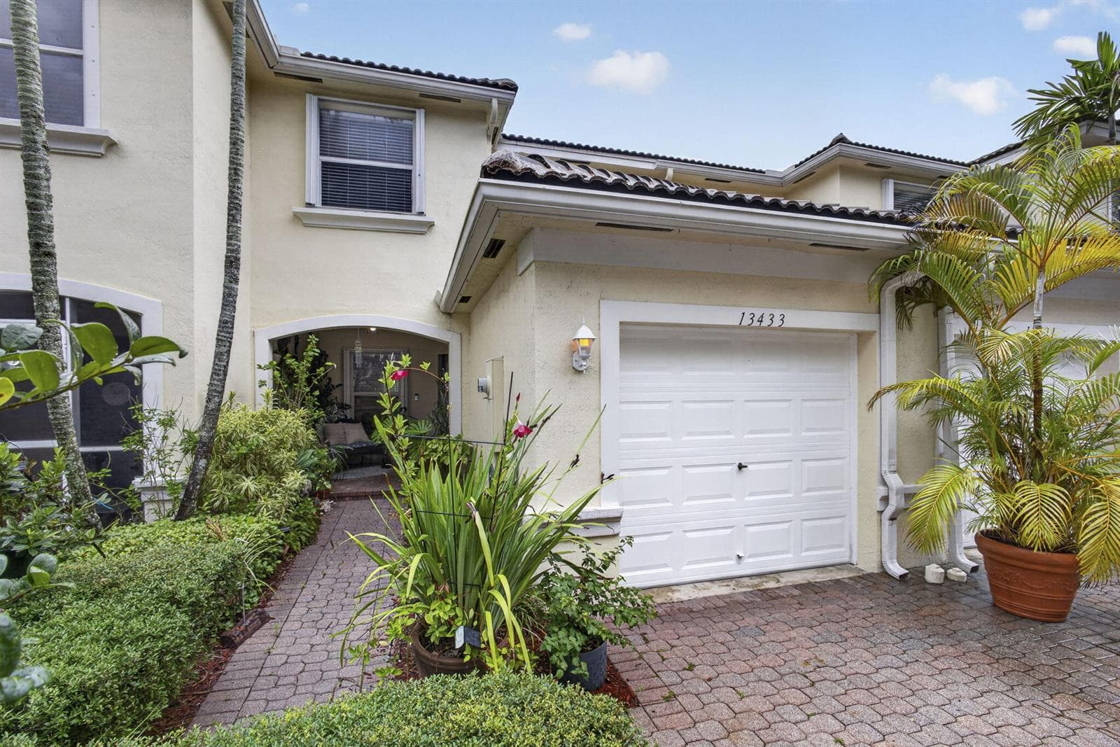 13433 Georgian Court, Wellington, FL 33414