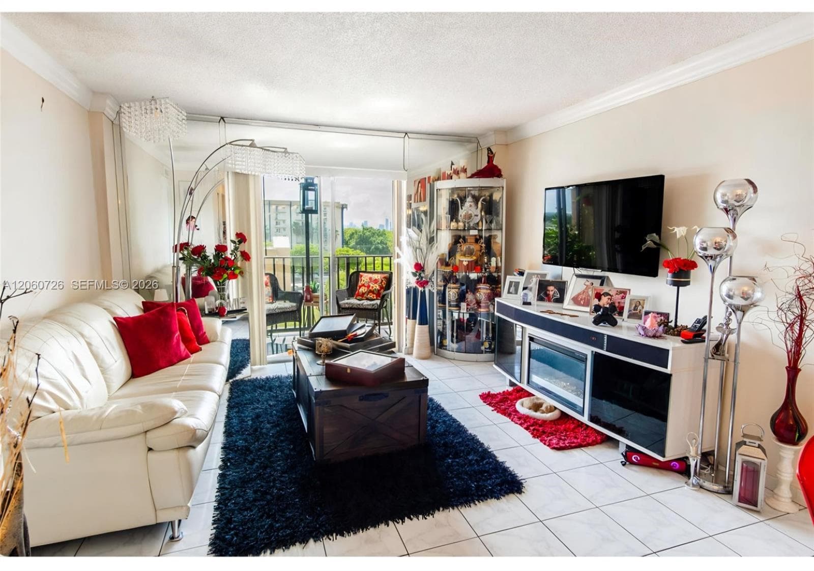 4717 NW 7th St # 609-10, Miami, FL 33126 — zdjęcie 5