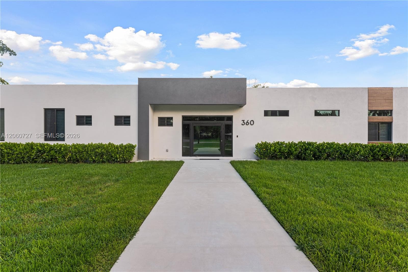360 Holly Ln, Plantation, FL 33317 — zdjęcie 2