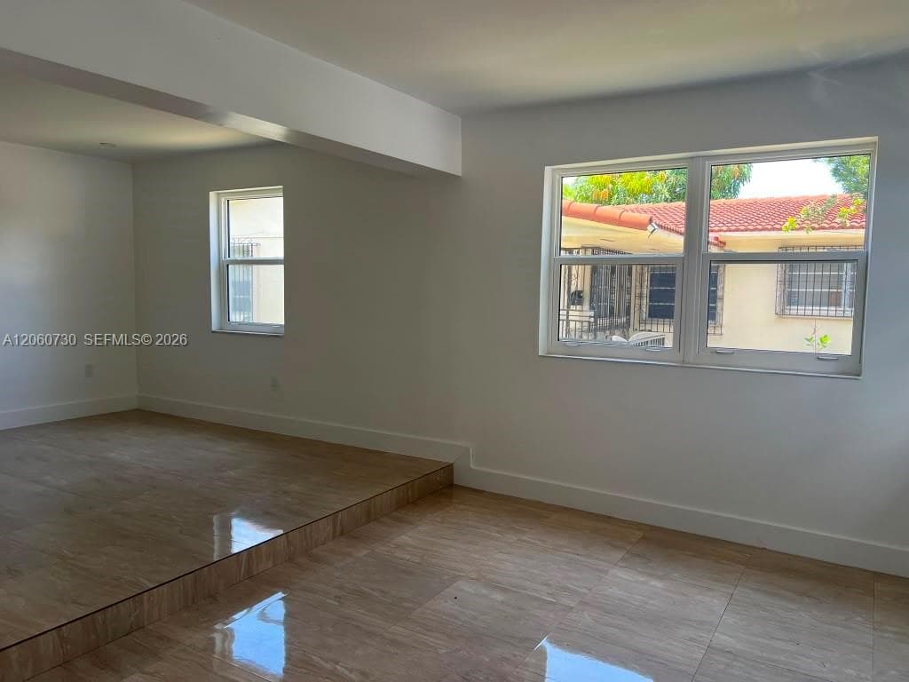 1239 SW 22nd Ave # 1241, Miami, FL 33135 — zdjęcie 2