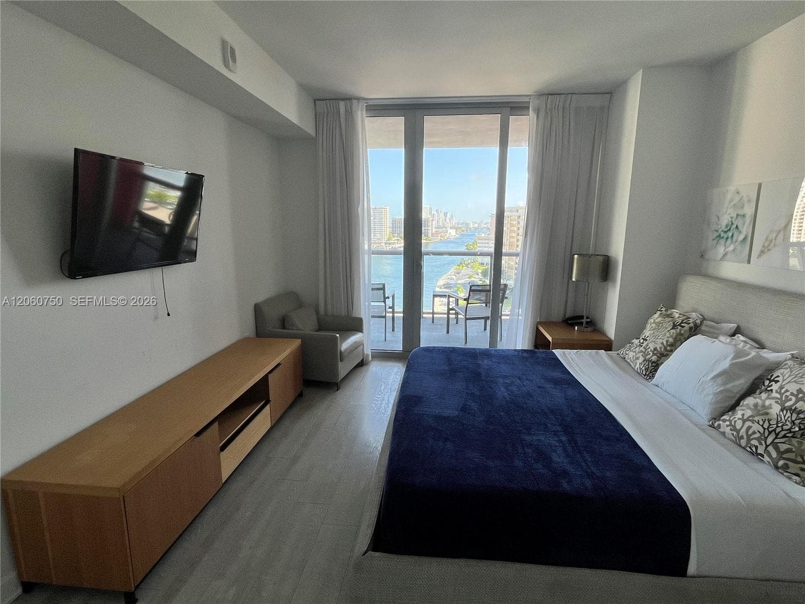 2602 E Hallandale Beach Blvd # 1105, Hallandale Beach, FL 33009 — zdjęcie 2