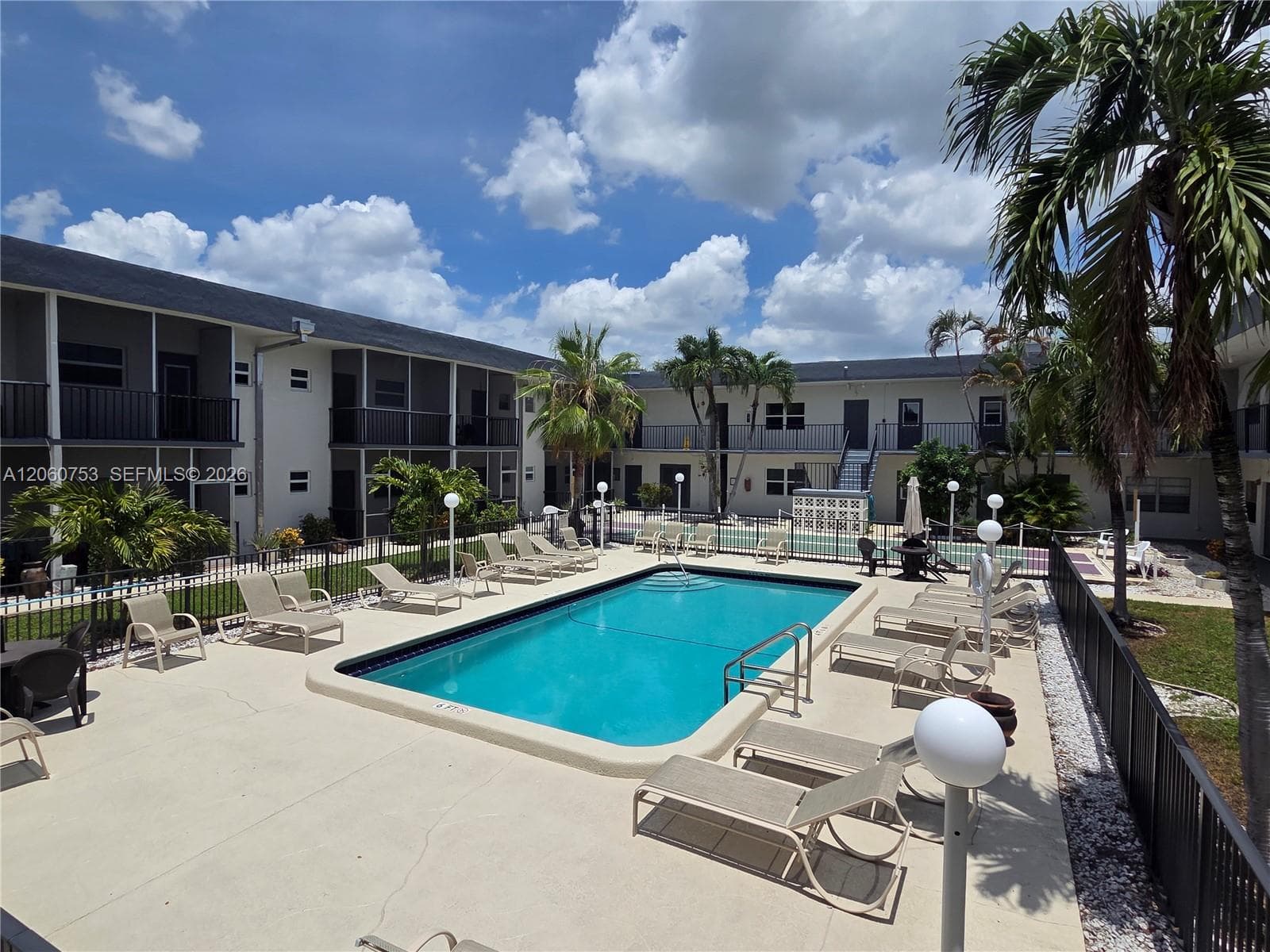 415 NE 2nd St # 229, Hallandale Beach, FL 33009