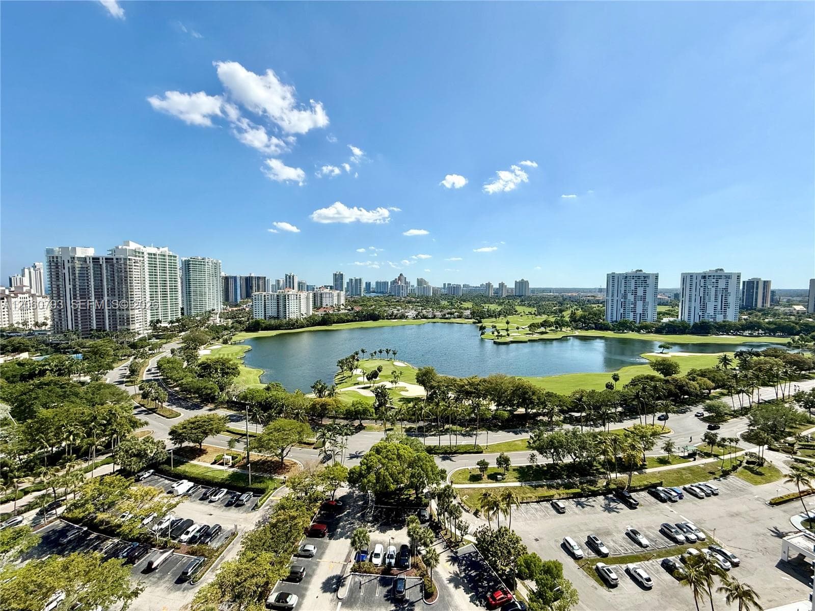 3701 N Country Club Dr # 2205, Aventura, FL 33180 — zdjęcie 2
