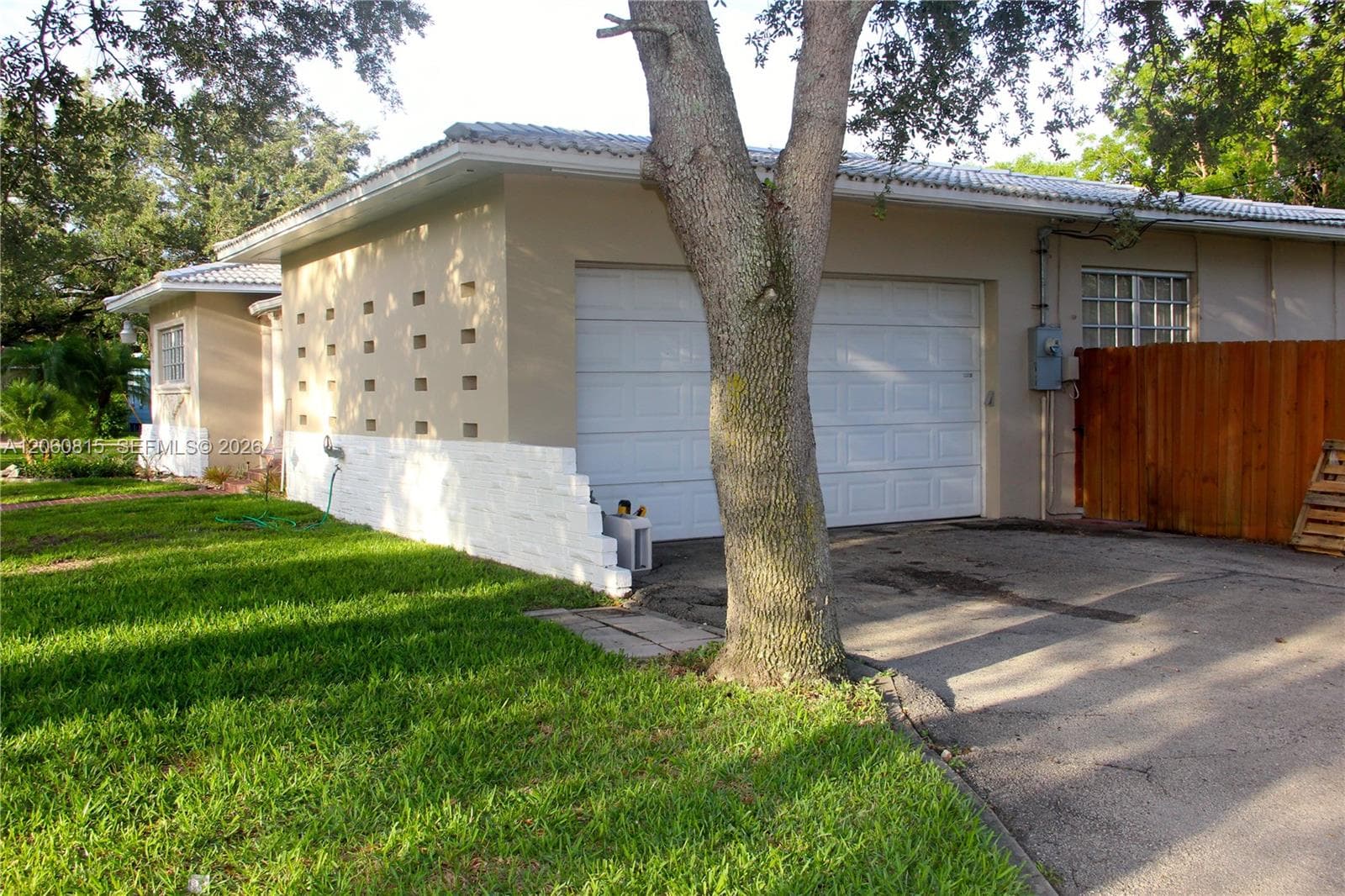 70 Hammond Dr, Miami Springs, FL 33166 — zdjęcie 3