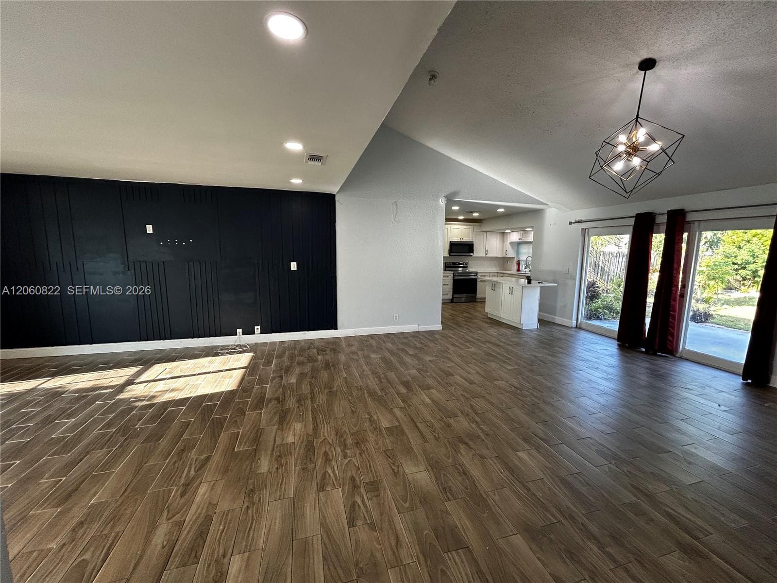 2403 NW 108th Ter, Sunrise, FL 33322 — zdjęcie 4