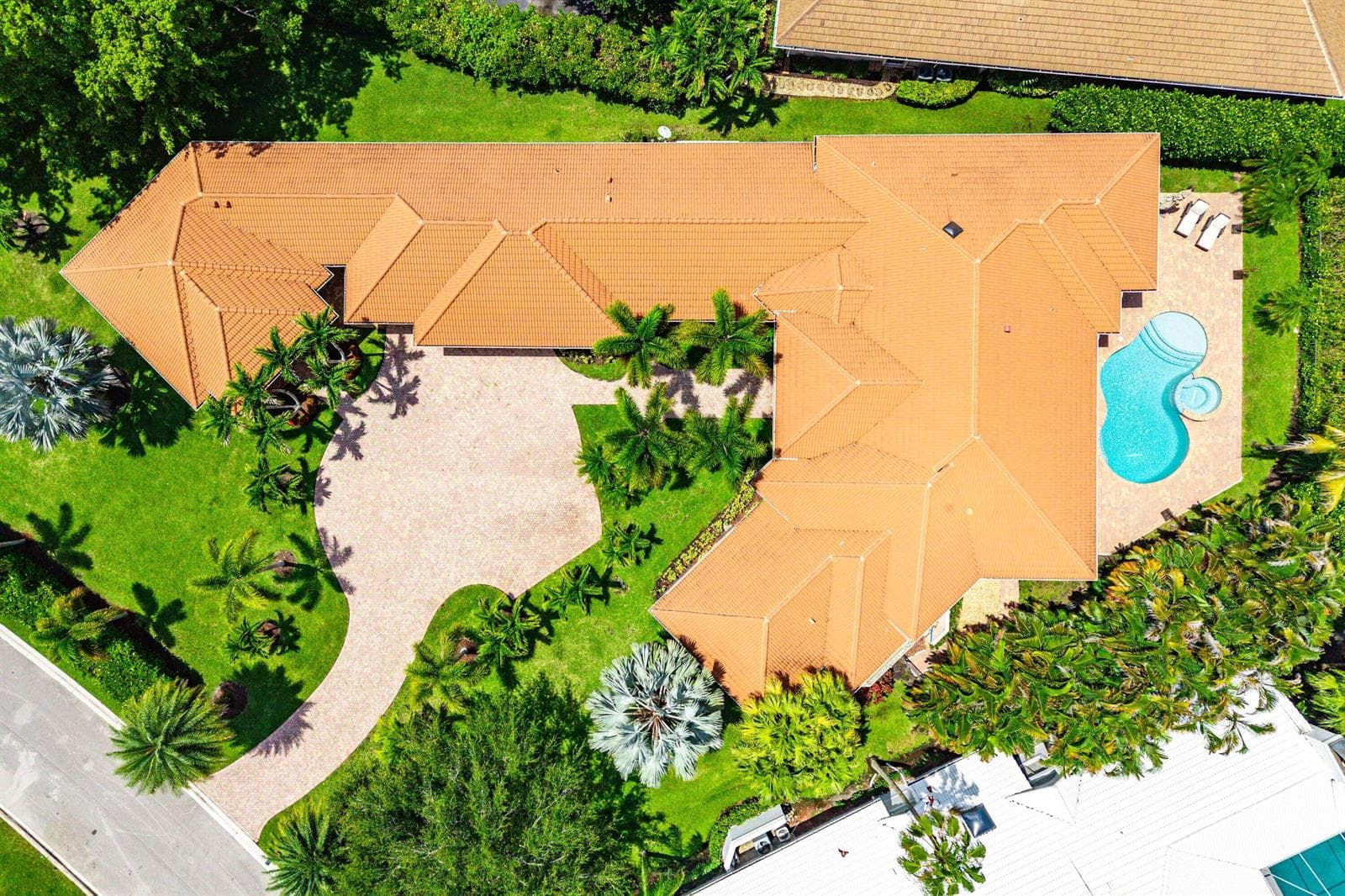 221 THORNTON Drive, Palm Beach Gardens, FL 33418 — zdjęcie 2
