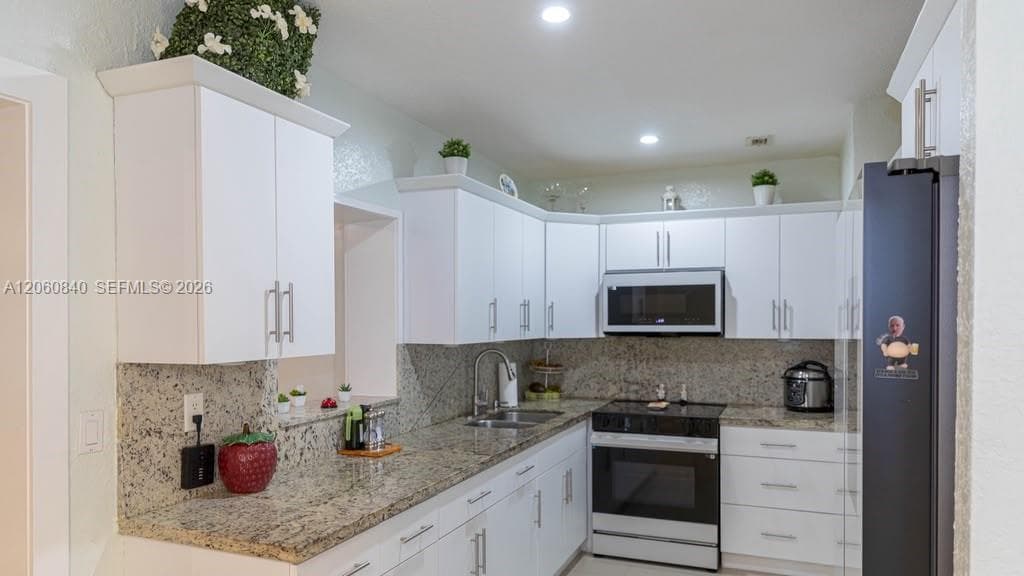 1655 NW 124th St, North Miami, FL 33167 — zdjęcie 4