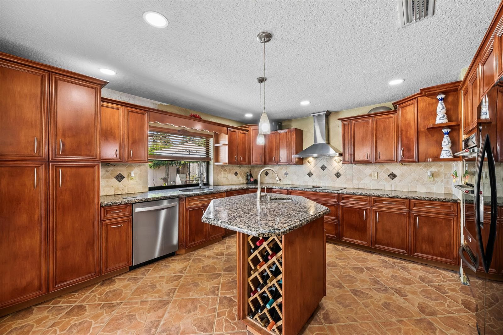 7970 NW 1ST Court, Margate, FL 33063 — zdjęcie 4