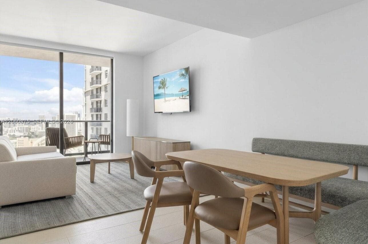 159 NE 6th St # 3413, Miami, FL 33132 — zdjęcie 5