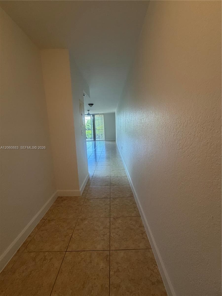 8205 Lake Dr # 306, Doral, FL 33166 — zdjęcie 5