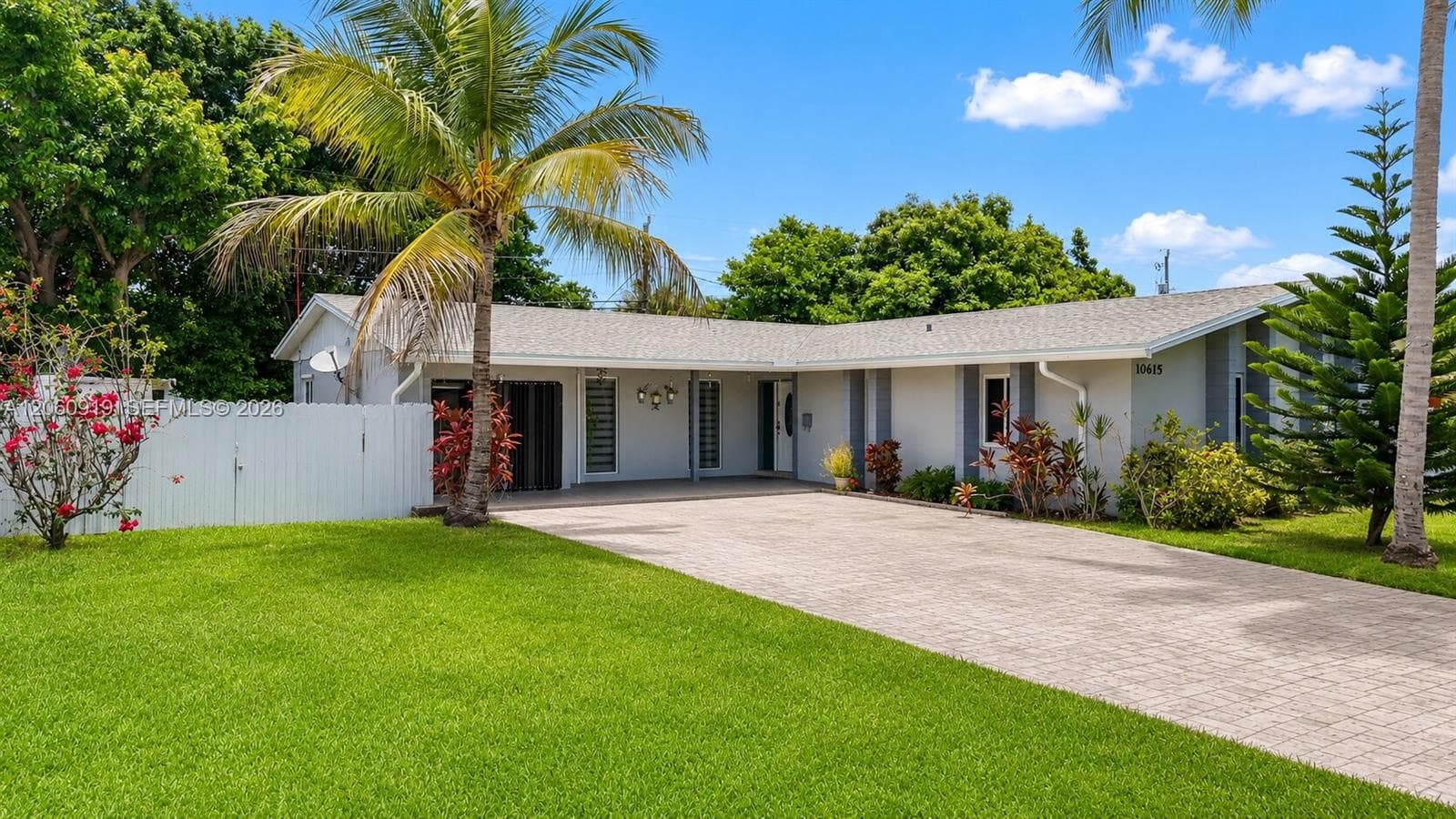 10615 SW 200th St, Cutler Bay, FL 33157 — zdjęcie 2