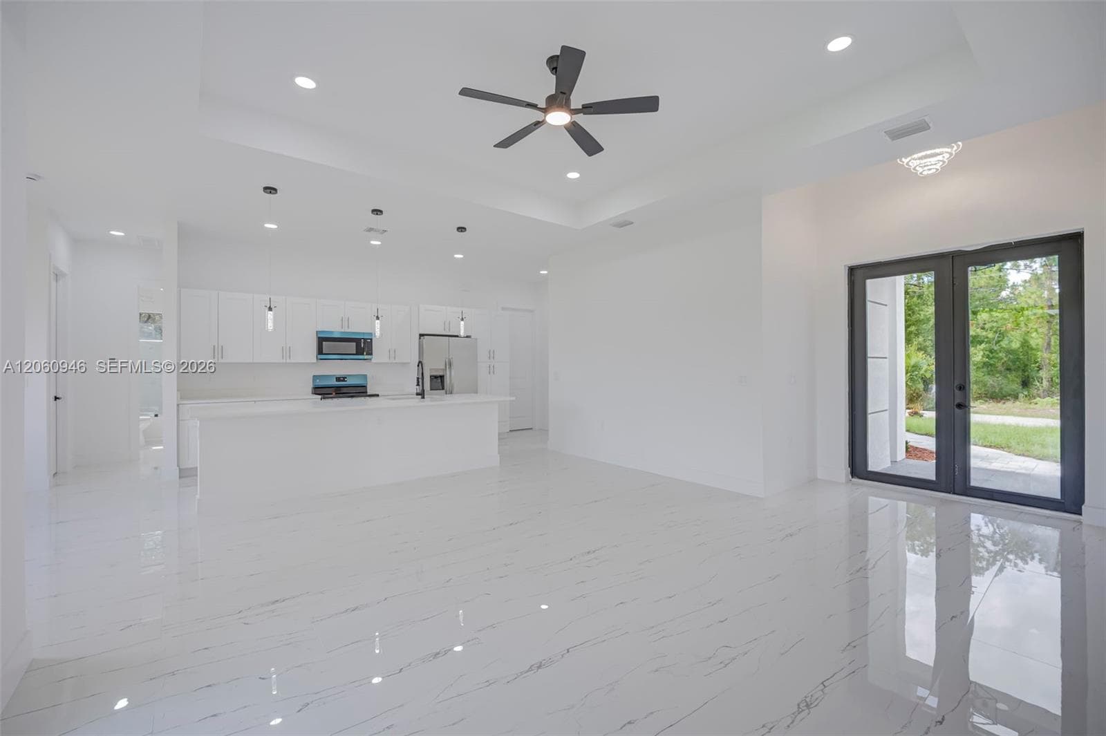 470 LACONIC AVE, Lehigh Acres, FL 33974 — zdjęcie 3