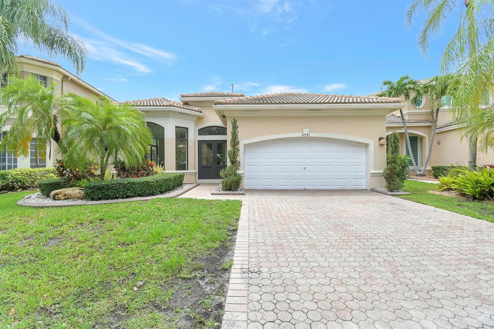 6041 SW 195TH Avenue, Pembroke Pines, FL 33332