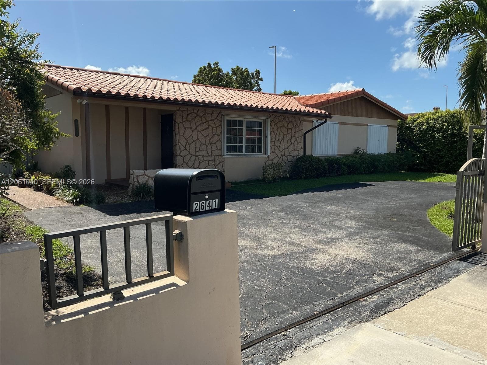 2641 SW 117th Ct, Miami, FL 33175