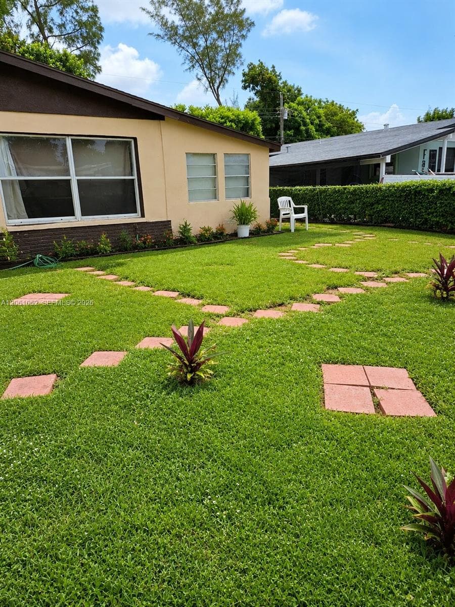 1610 W 11th St, Riviera Beach, FL 33404 — zdjęcie 2
