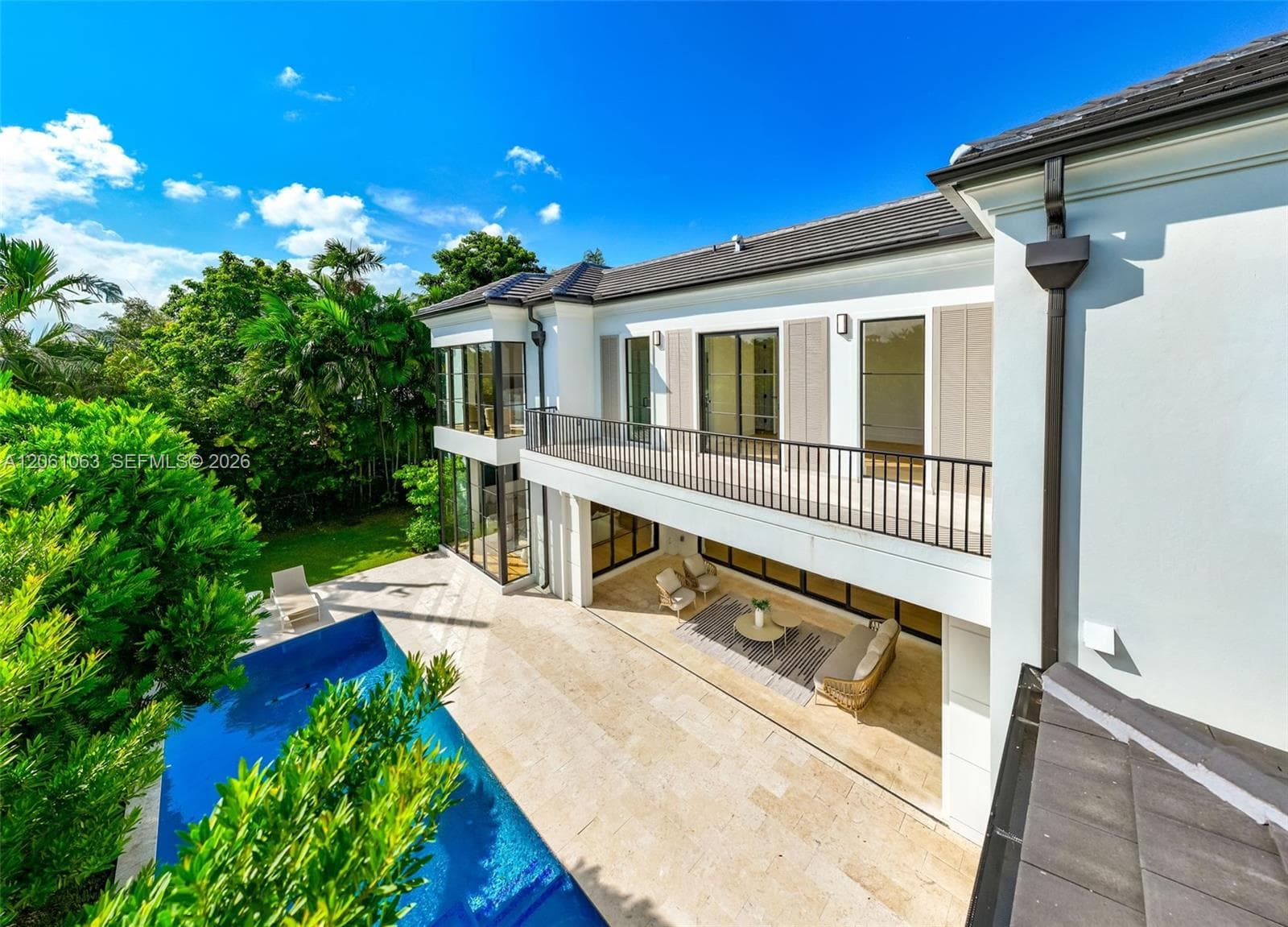 1220 S Alhambra Cir, Coral Gables, FL 33146 — zdjęcie 5