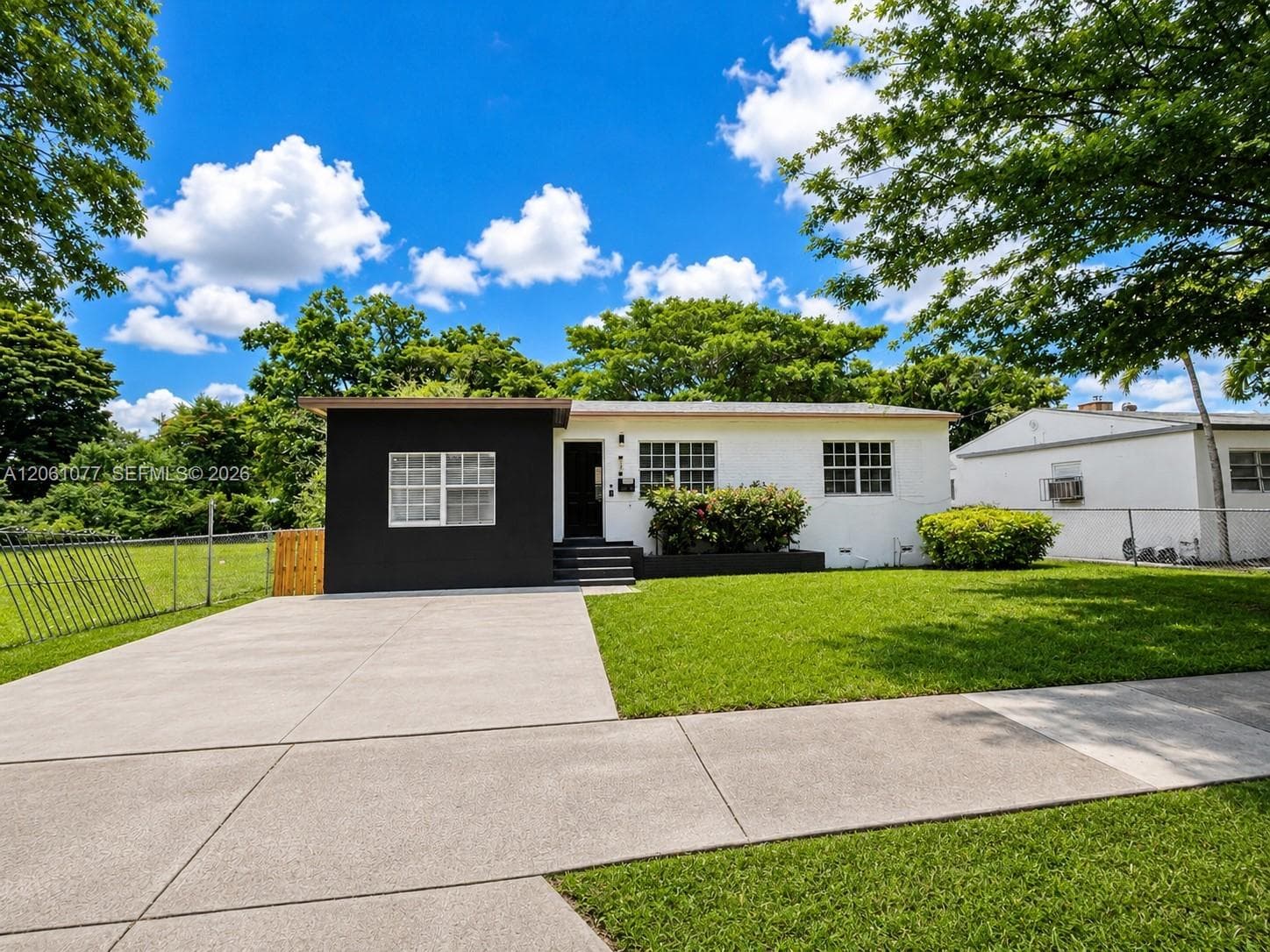 1035 NW 50th St, Miami, FL 33127 — zdjęcie 2