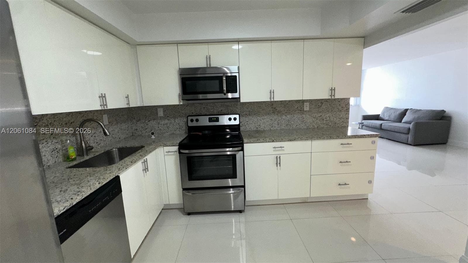 250 174th St # 1808, Sunny Isles Beach, FL 33160 — zdjęcie 4