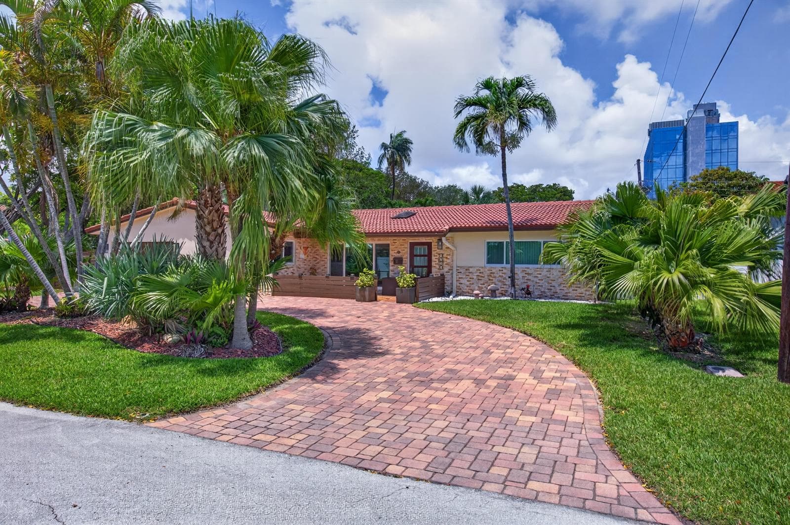 1571 SE 24TH Avenue, Pompano Beach, FL 33062 — zdjęcie 3