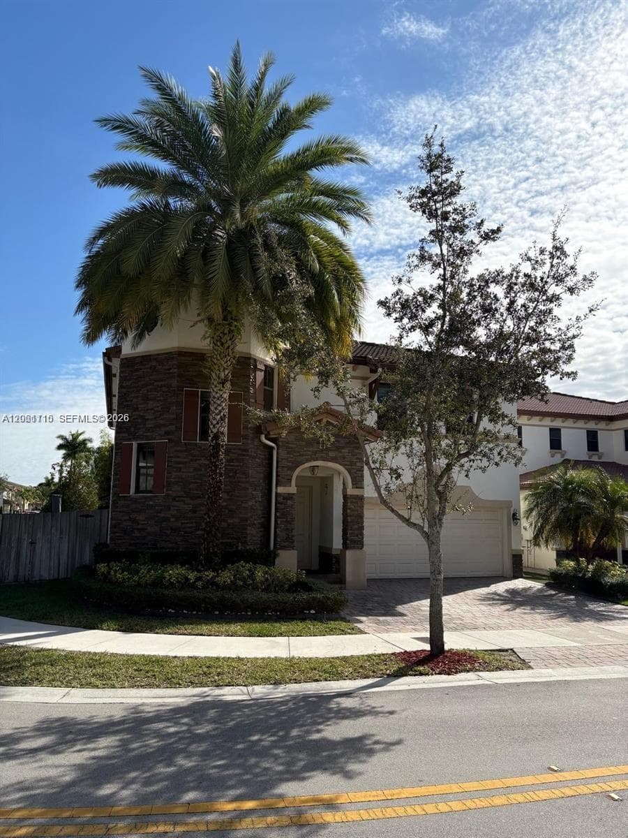 8925 NW 99th Ct, Doral, FL 33178 — zdjęcie 3