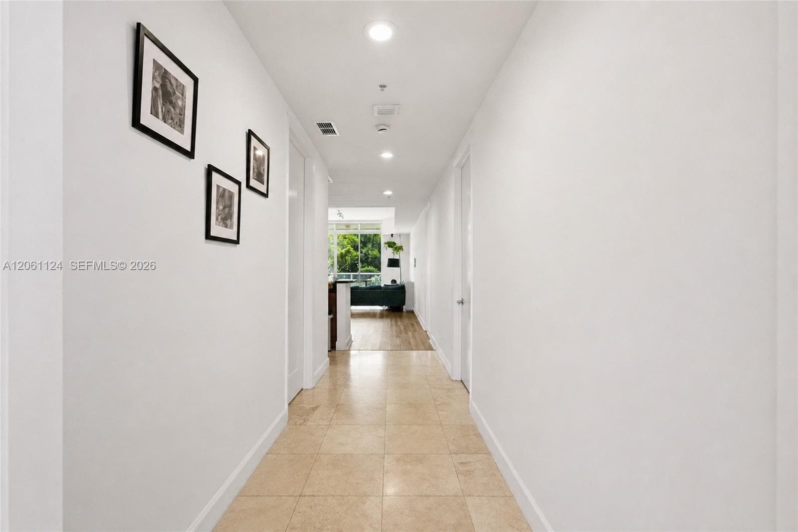 15051 Royal Oaks Ln # 102, North Miami, FL 33181 — zdjęcie 2