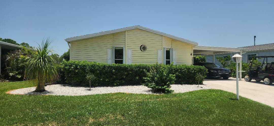 3625 Red Tailed Hawk Drive, Port St. Lucie, FL 34952 — zdjęcie 2