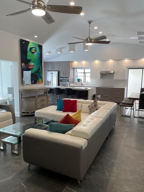 10 COLUMBIA Court, Deerfield Beach, FL 33442 — zdjęcie 3