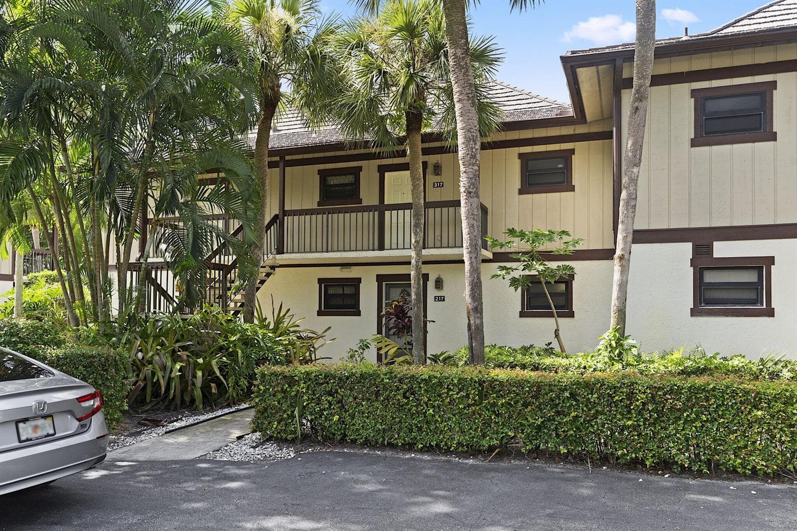 13334 Polo Club Road # 317, Wellington, FL 33414