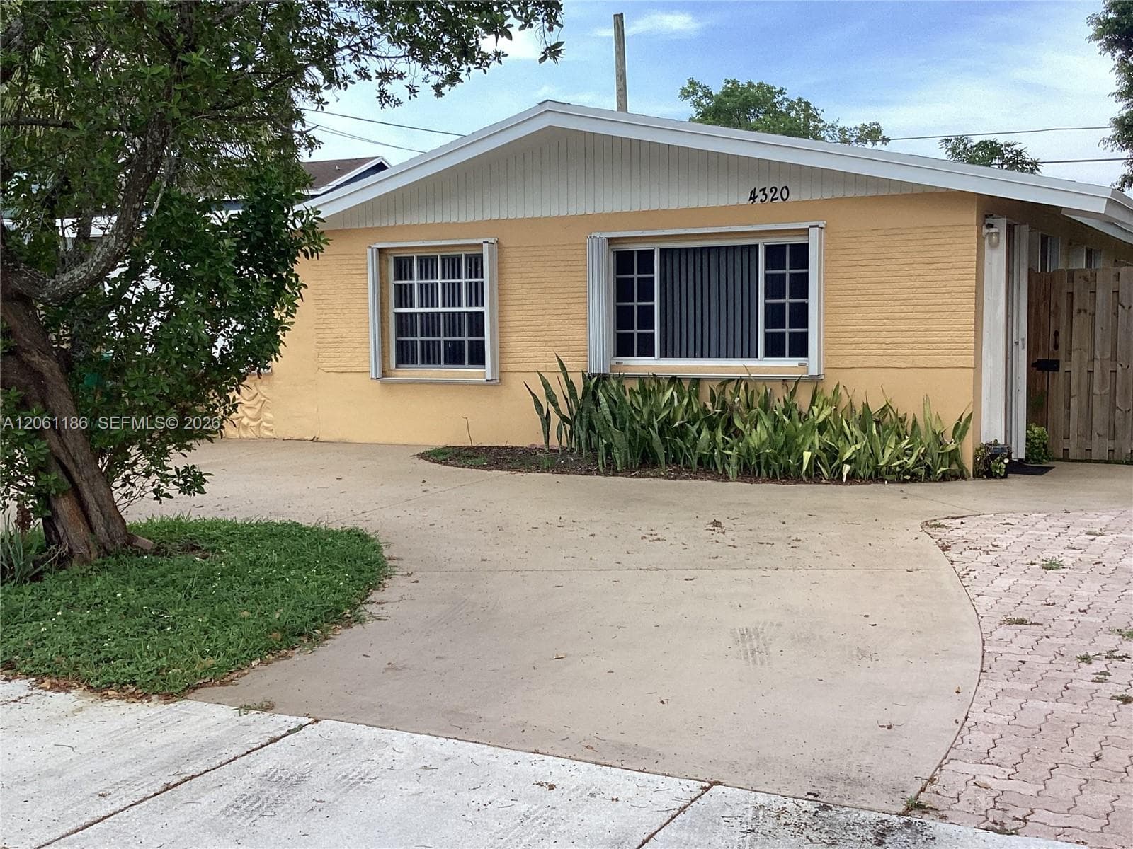 4320 SW 56th Ave, Davie, FL 33314 — zdjęcie 4