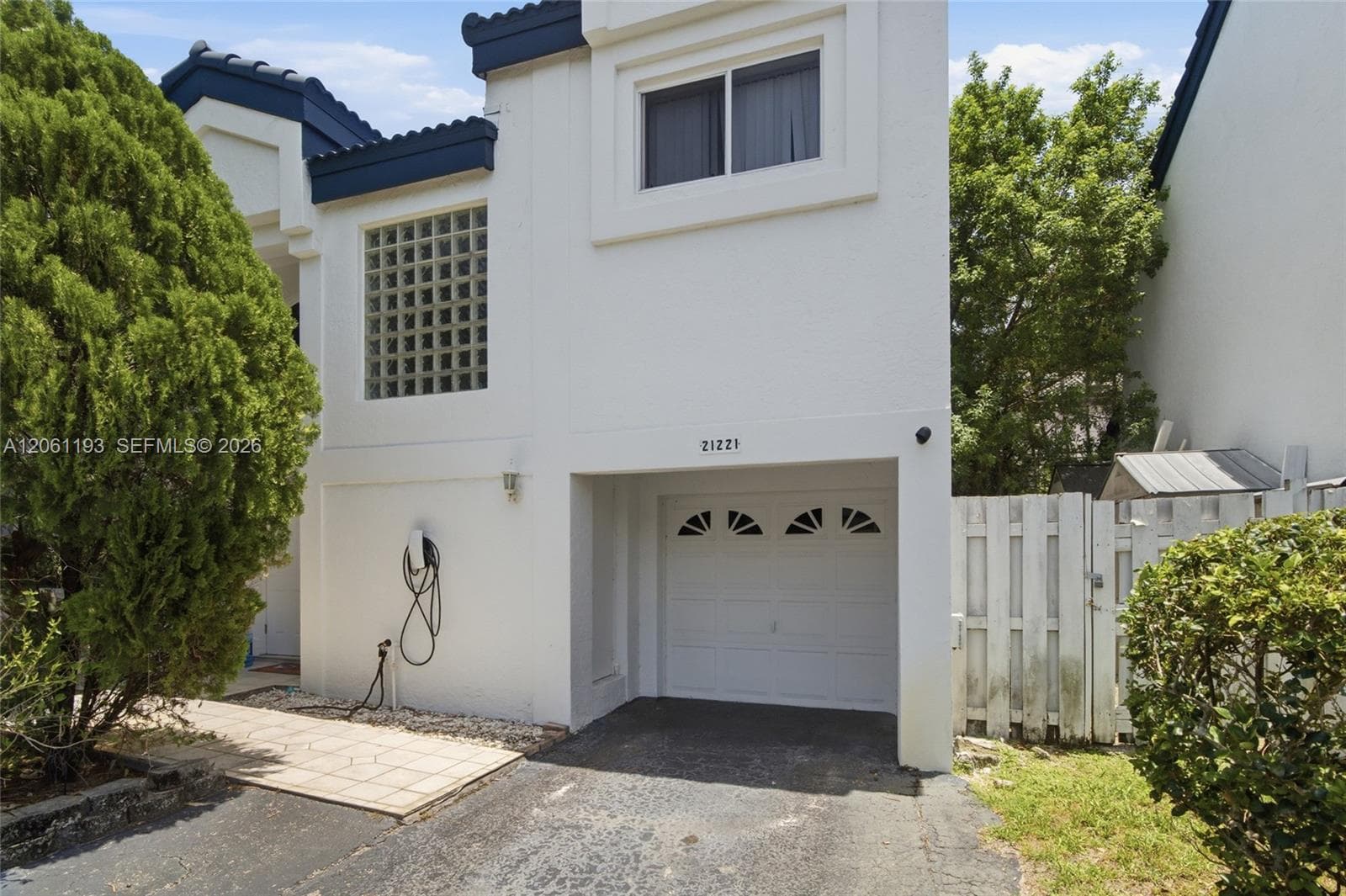 21221 NE 3rd Ct, Miami, FL 33179 — zdjęcie 4