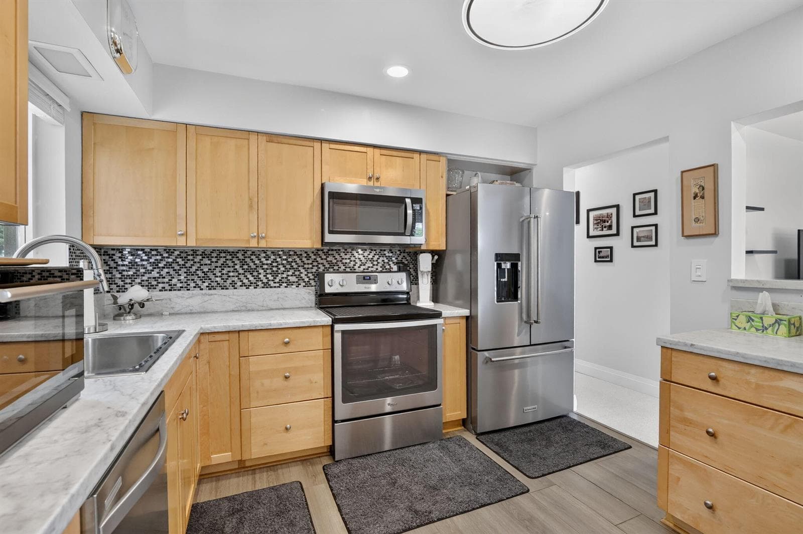 1608 NE 14TH Terrace, Fort Lauderdale, FL 33305 — zdjęcie 3