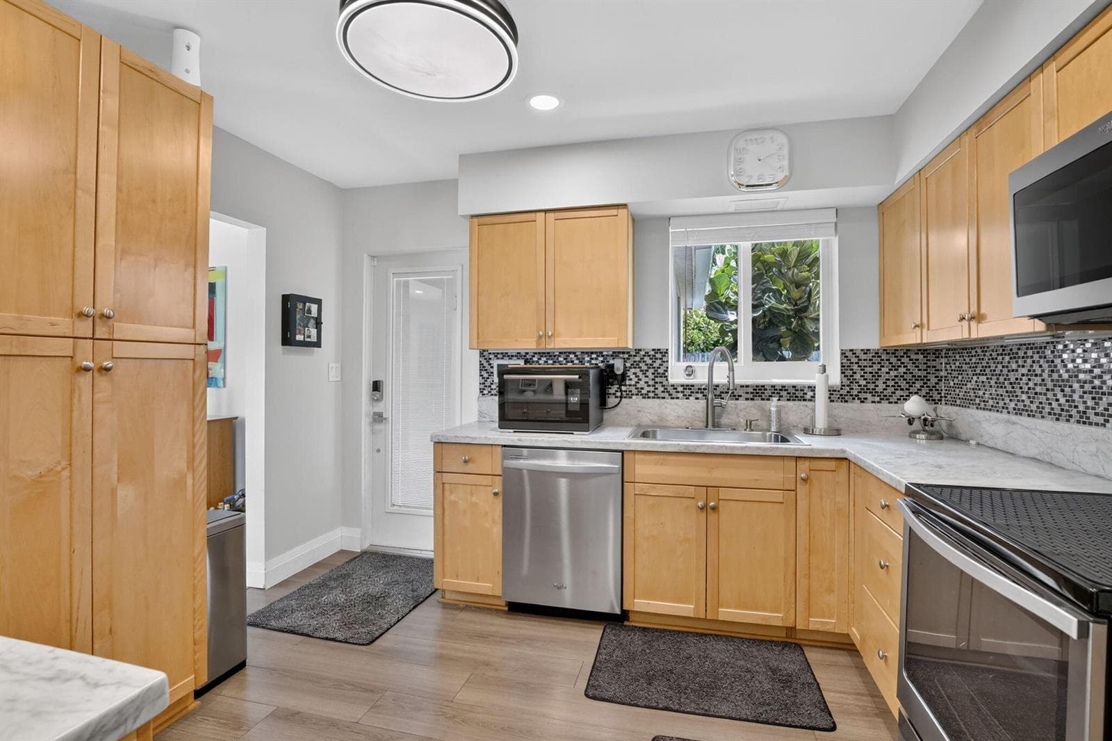 1608 NE 14TH Terrace, Fort Lauderdale, FL 33305 — zdjęcie 4