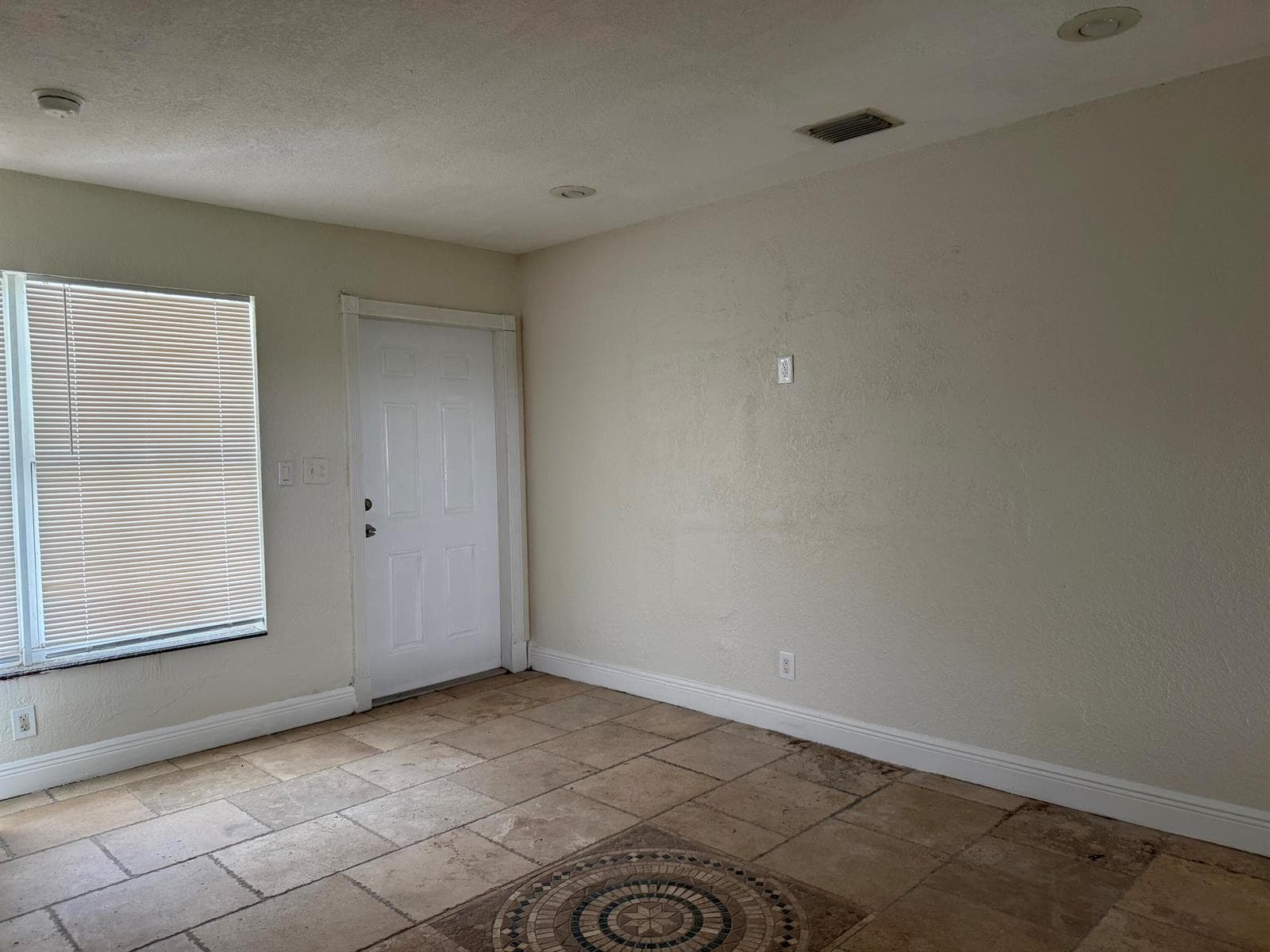 1751 NW 34TH Avenue, Lauderhill, FL 33311 — zdjęcie 5