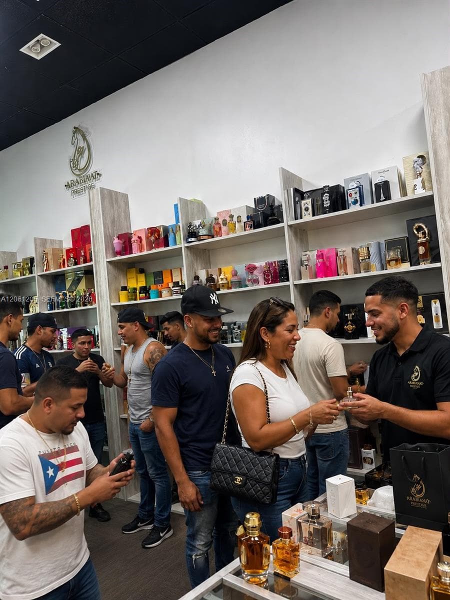1257 W 68th ST, Hialeah, FL 33014 — zdjęcie 4