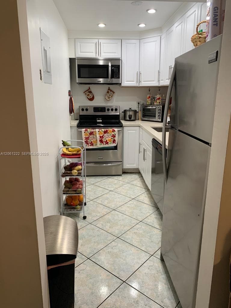 4803 NW 7th St # 306-14, Miami, FL 33126 — zdjęcie 4