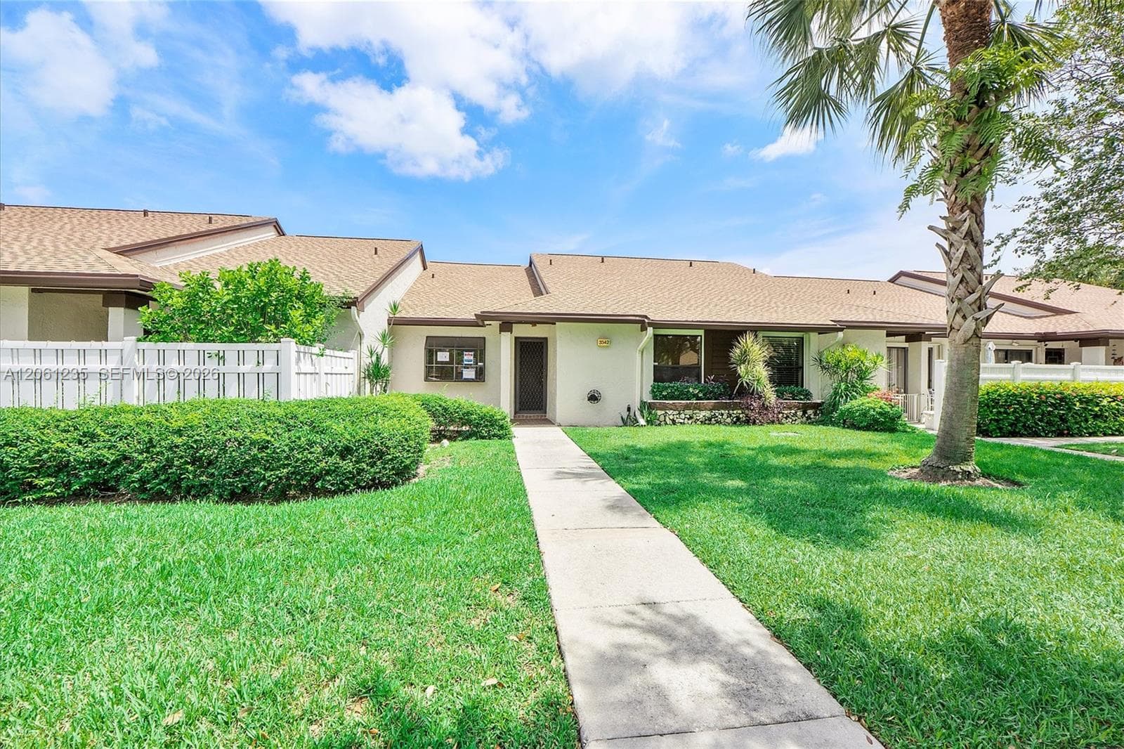 3342 Carambola Cir S, Coconut Creek, FL 33066 — zdjęcie 2