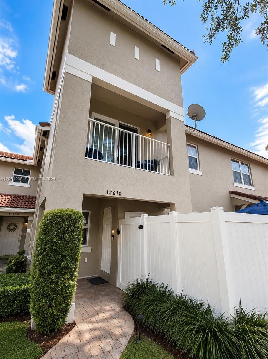 12610 SW 54th St # 12610, Miramar, FL 33027