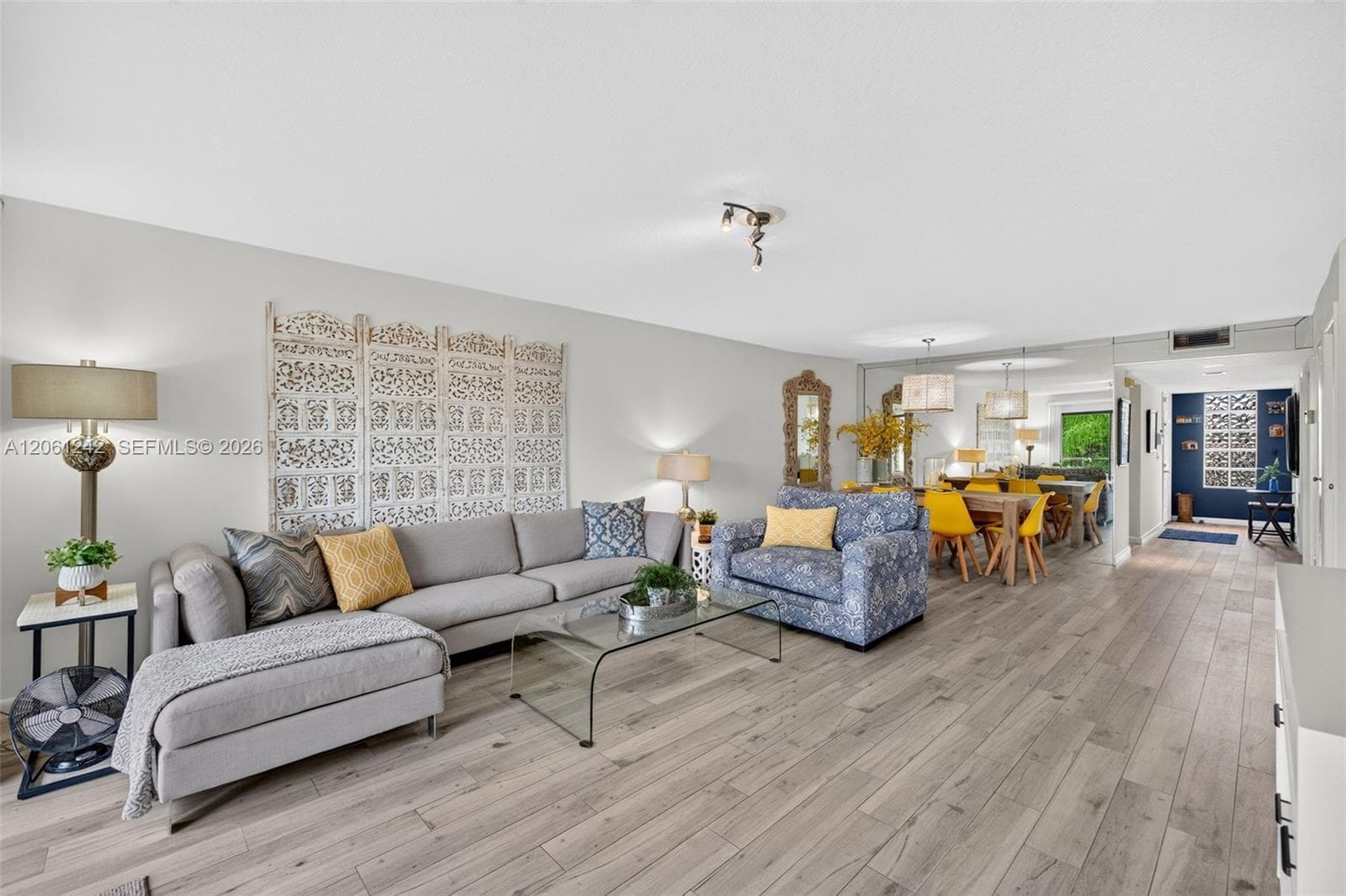 16431 Blatt Blvd # 202, Weston, FL 33326