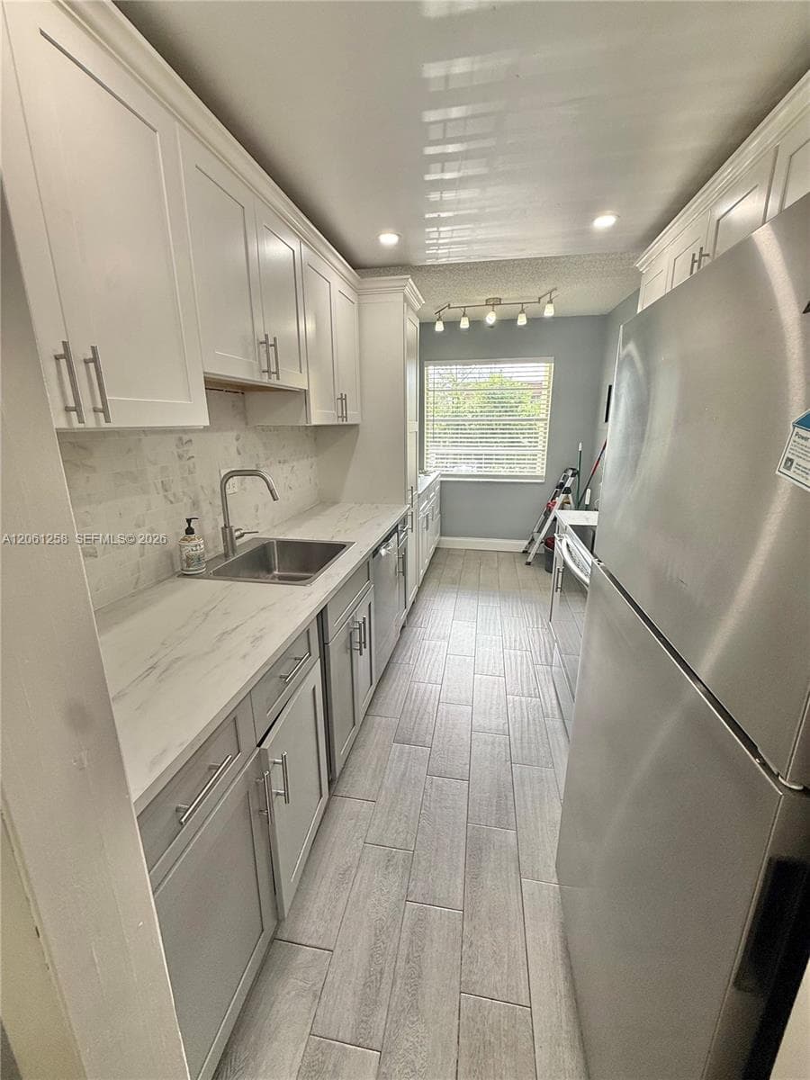 3001 NW 48th Ave # 244, Lauderdale Lakes, FL 33313 — zdjęcie 5