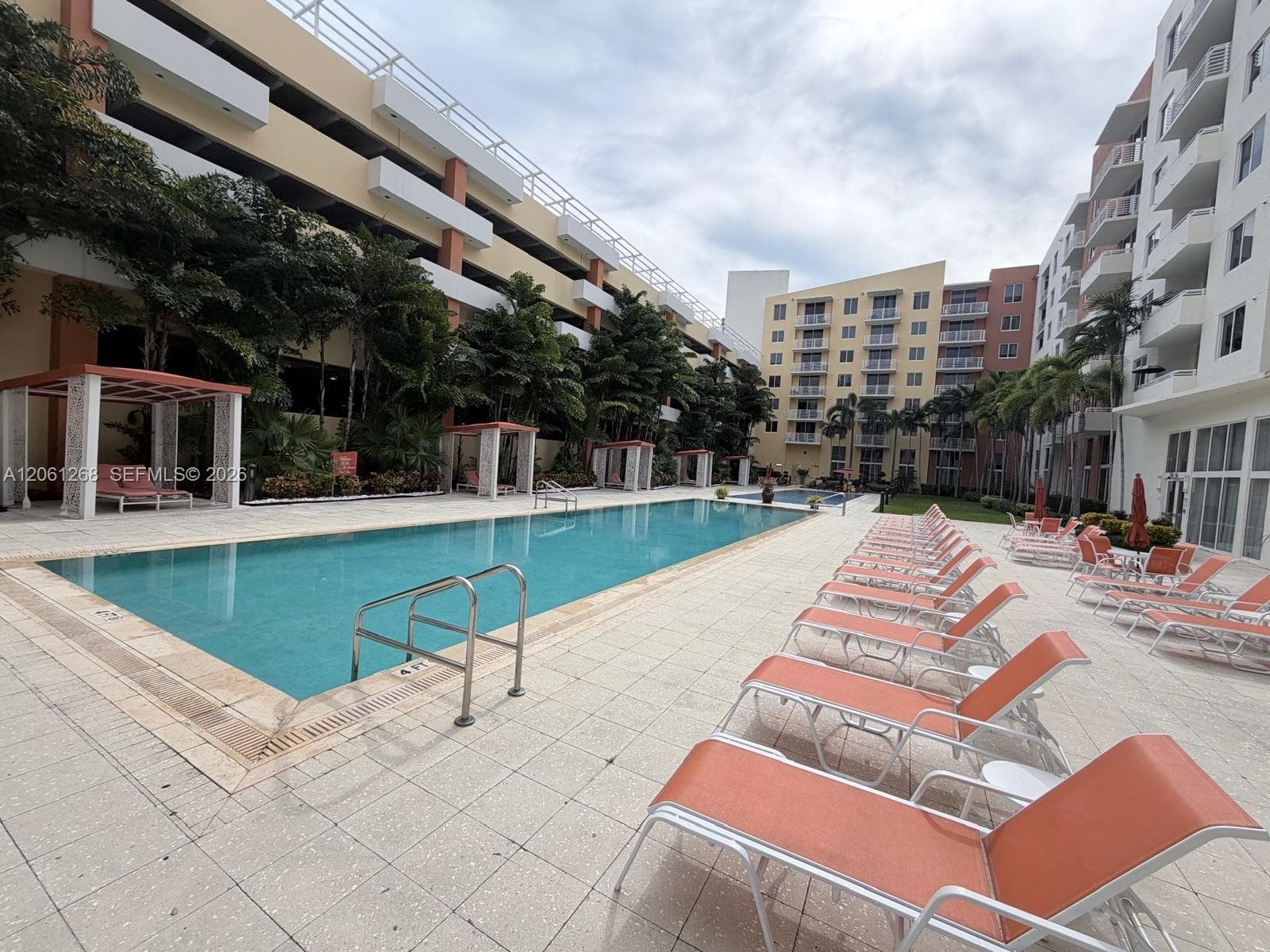18800 NE 29th Ave # 323, Aventura, FL 33180 — zdjęcie 2