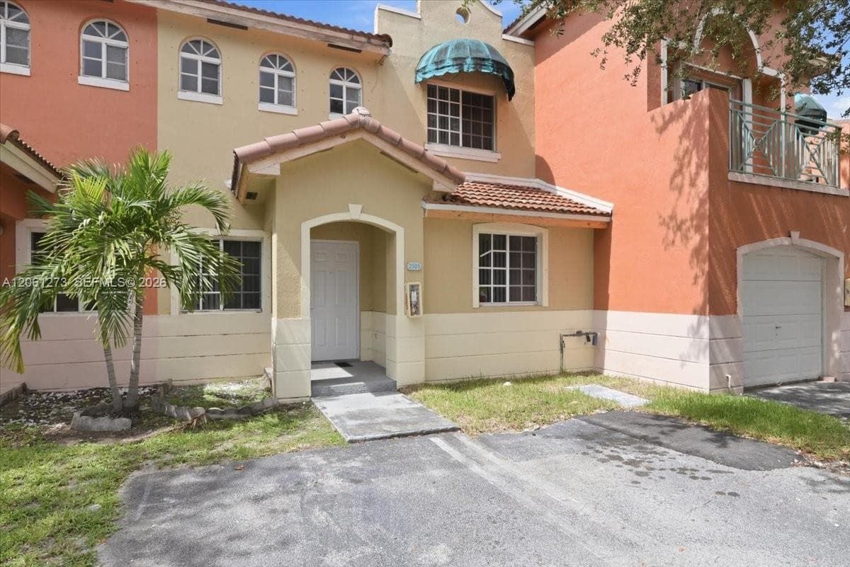 7245 NW 173rd Dr # 2505, Hialeah, FL 33015