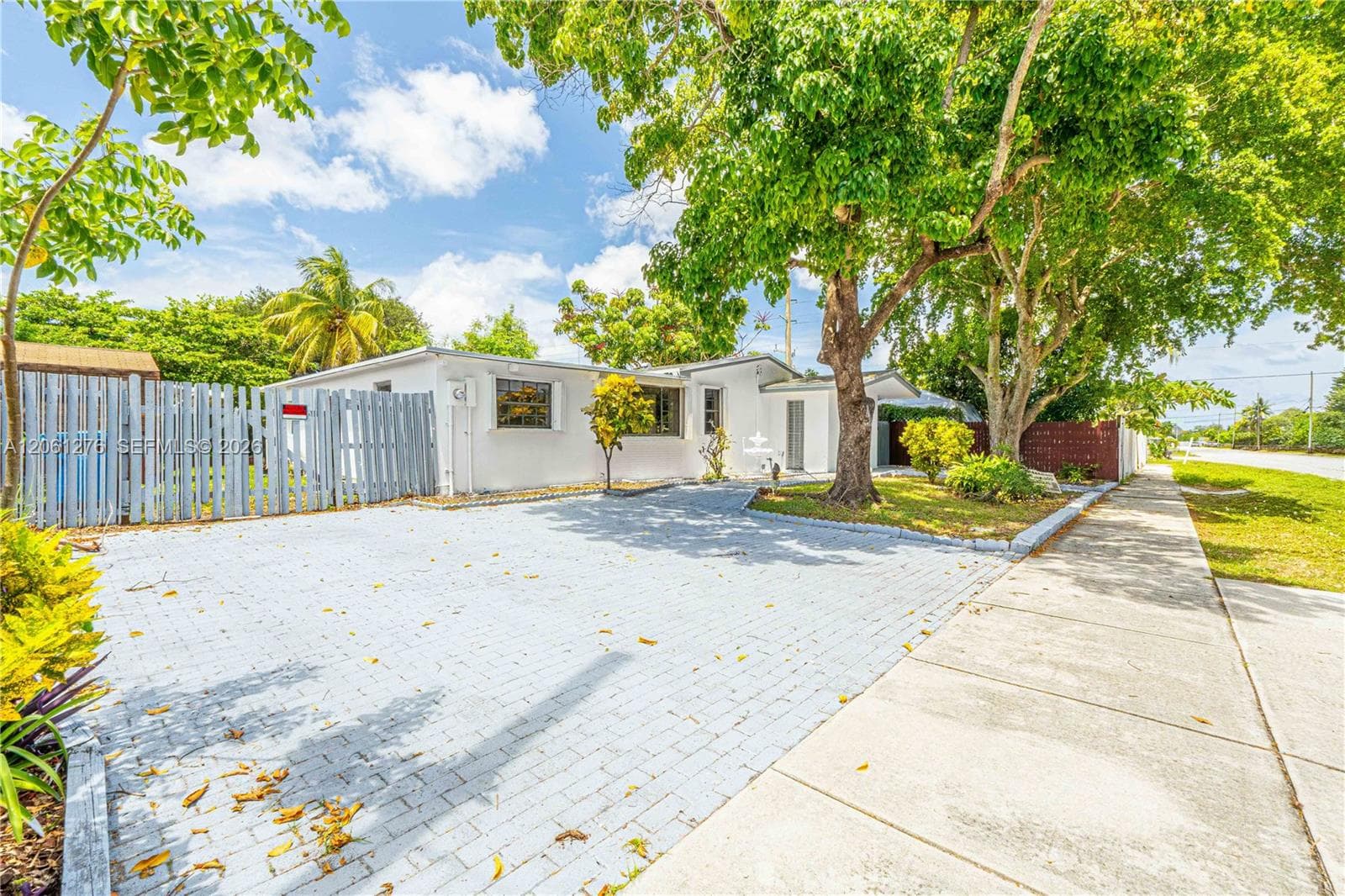 4011 SW 32nd St, West Park, FL 33023 — zdjęcie 3
