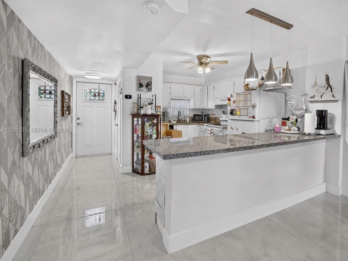 8941 S Hollybrook Blvd # 202, Pembroke Pines, FL 33025