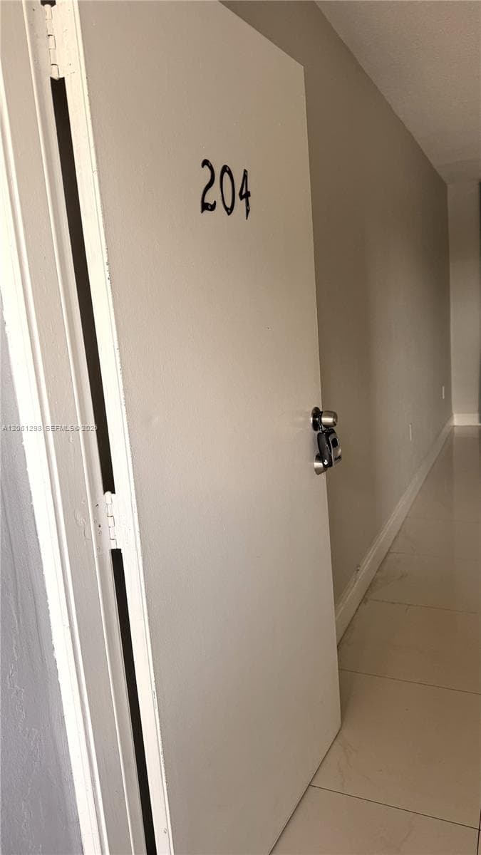 5100 W Flagler St # 204, Miami, FL 33134 — zdjęcie 3