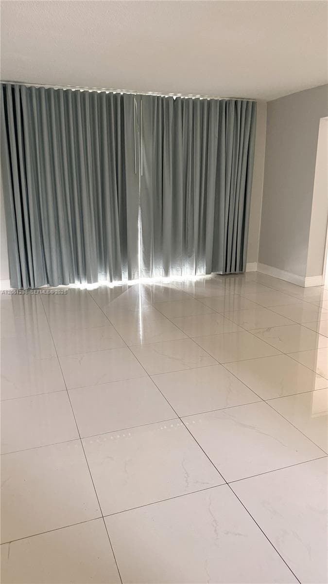 5100 W Flagler St # 204, Miami, FL 33134 — zdjęcie 4
