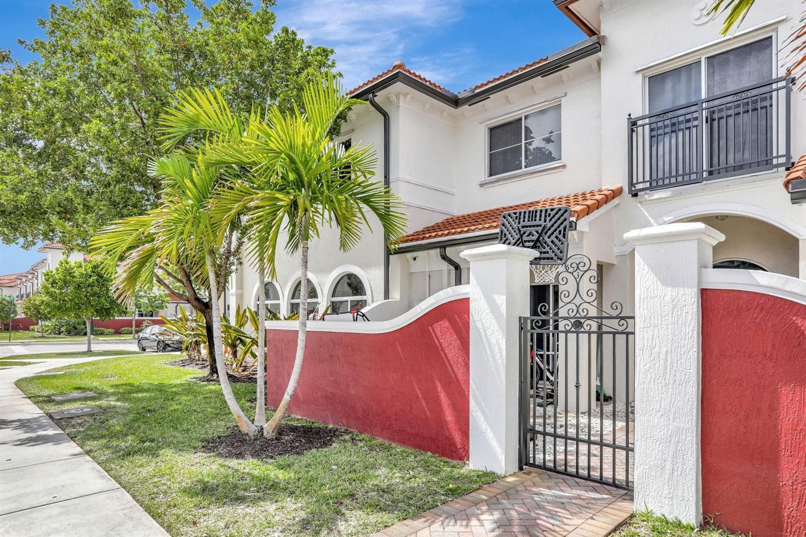 3513 NW 29TH Court, Lauderdale Lakes, FL 33311 — zdjęcie 3