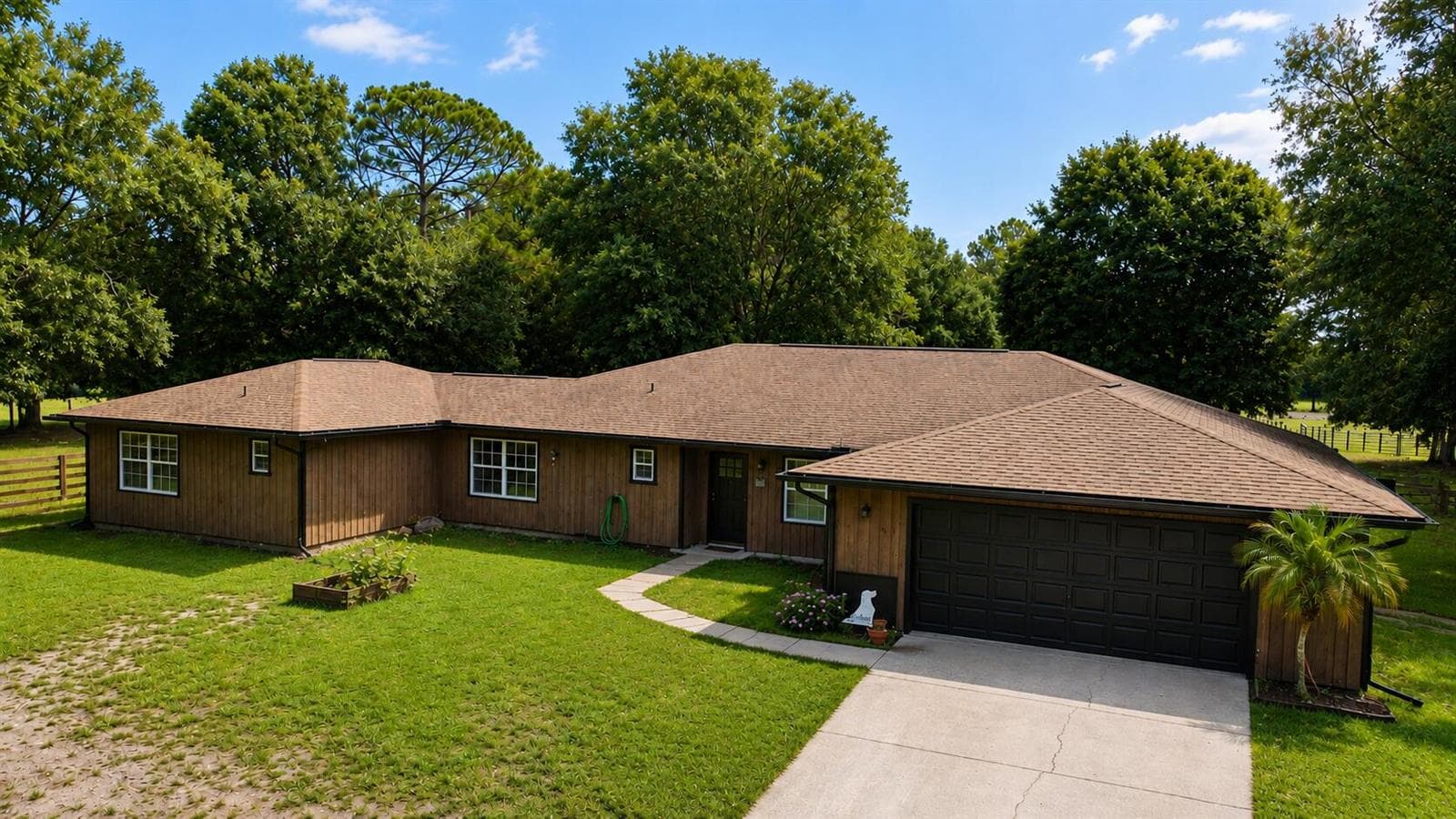140 PARK LAND Drive, Lake Placid, FL 33852