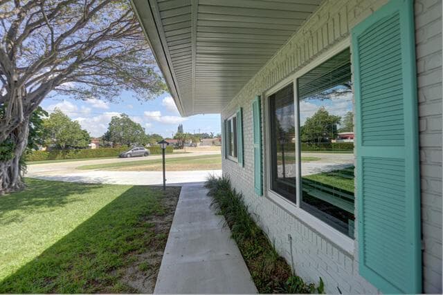 1133 7th Street, Lake Park, FL 33403