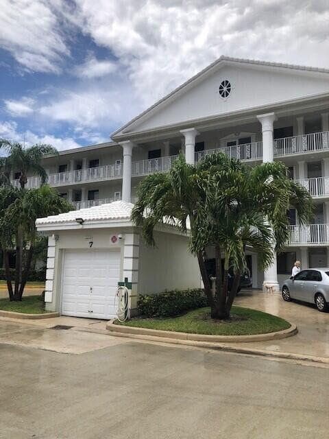 2811 Village Boulevard # 202, West Palm Beach, FL 33409 — zdjęcie 2